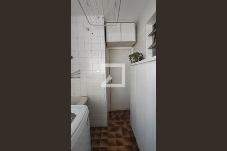 Apartamento à venda com 120m², 4 quartos e 2 vagas Apartamento à venda com 120m², 4 quartos e 2 vagasÁrea de Serviço