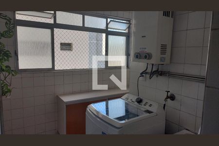Apartamento à venda com 120m², 4 quartos e 2 vagas Apartamento à venda com 120m², 4 quartos e 2 vagasÁrea de Serviço