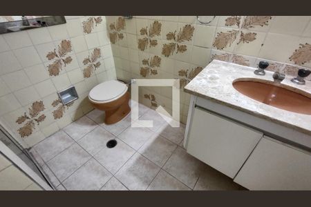 Apartamento à venda com 120m², 4 quartos e 2 vagas Apartamento à venda com 120m², 4 quartos e 2 vagasBanheiro 2