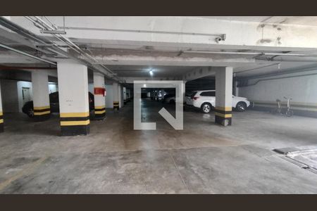 Apartamento à venda com 120m², 4 quartos e 2 vagas Apartamento à venda com 120m², 4 quartos e 2 vagasÁrea comum