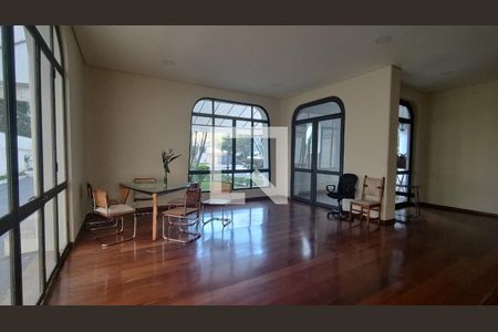 Apartamento à venda com 120m², 4 quartos e 2 vagas Apartamento à venda com 120m², 4 quartos e 2 vagasÁrea comum