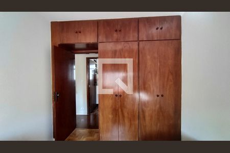 Apartamento à venda com 120m², 4 quartos e 2 vagas Apartamento à venda com 120m², 4 quartos e 2 vagasQuarto 2