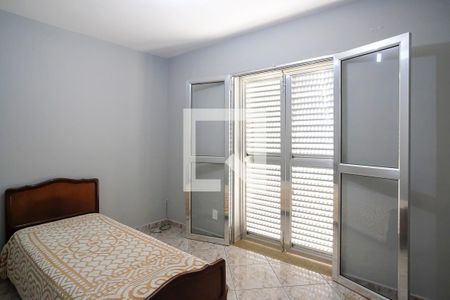 Casa à venda com 257m², 4 quartos e 3 vagasQuarto 1 casa 2