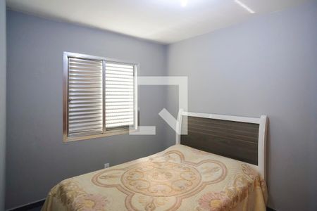 Casa à venda com 257m², 4 quartos e 3 vagasQuarto 2 casa 2