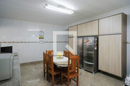 Casa à venda com 257m², 4 quartos e 3 vagasCozinha casa 1