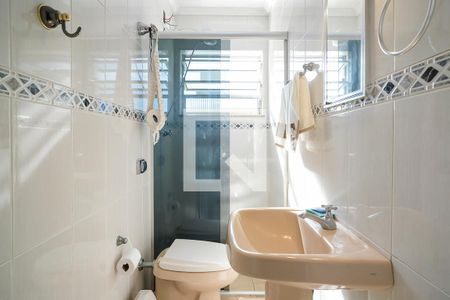 Casa à venda com 257m², 4 quartos e 3 vagasBanheiro casa 2