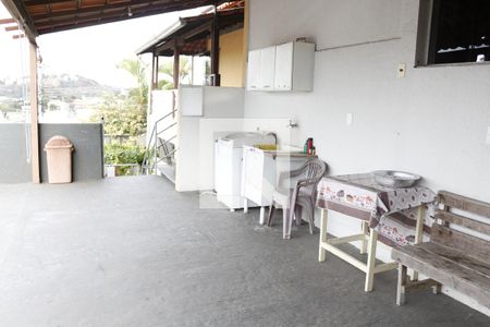 Casa à venda com 244m², 4 quartos e 10 vagasÁrea de serviço