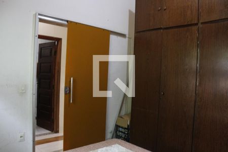 Casa à venda com 244m², 4 quartos e 10 vagasQuarto 3