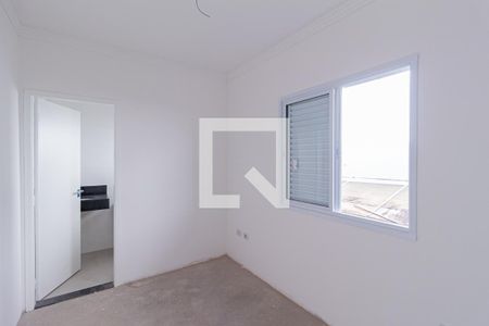 Casa à venda com 135m², 3 quartos e 4 vagasSuíte 2