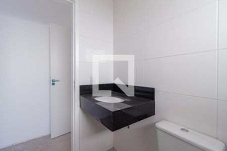 Casa à venda com 135m², 3 quartos e 4 vagasBanheiro da suíte 1