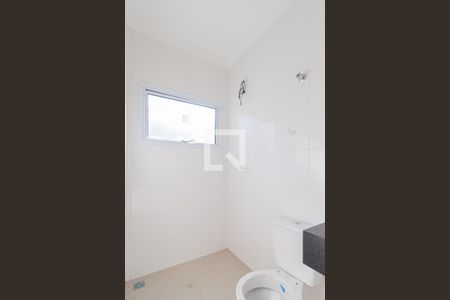 Casa à venda com 135m², 3 quartos e 4 vagasBanheiro da suíte 2