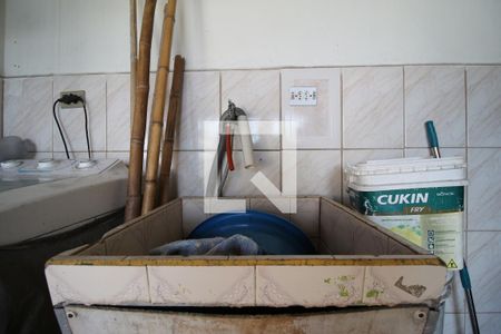 Casa à venda com 180m², 2 quartos e 2 vagasÁrea de Serviço