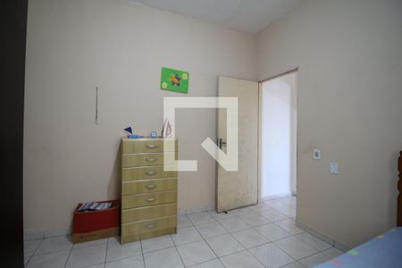Casa à venda com 180m², 2 quartos e 2 vagasQuarto