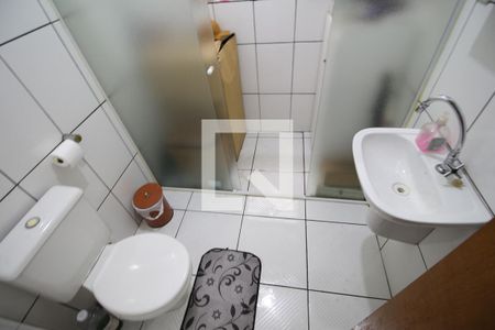 Casa à venda com 180m², 2 quartos e 2 vagasBanheiro 2