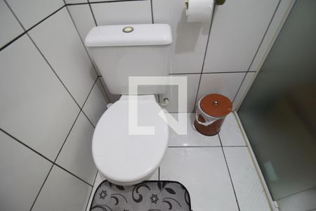 Casa à venda com 180m², 2 quartos e 2 vagasBanheiro 2