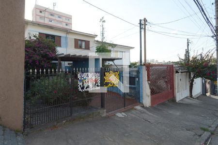 Casa à venda com 201m², 3 quartos e 2 vagasFachada