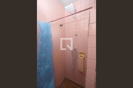 Casa à venda com 201m², 3 quartos e 2 vagasBanheiro