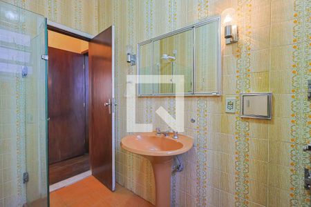 Apartamento à venda com 212m², 4 quartos e 2 vagas Apartamento à venda com 212m², 4 quartos e 2 vagasBanheiro