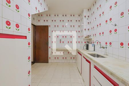 Apartamento à venda com 212m², 4 quartos e 2 vagas Apartamento à venda com 212m², 4 quartos e 2 vagasCozinha