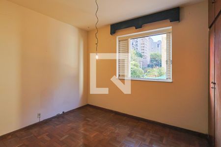 Apartamento à venda com 212m², 4 quartos e 2 vagas Apartamento à venda com 212m², 4 quartos e 2 vagasQuarto 2
