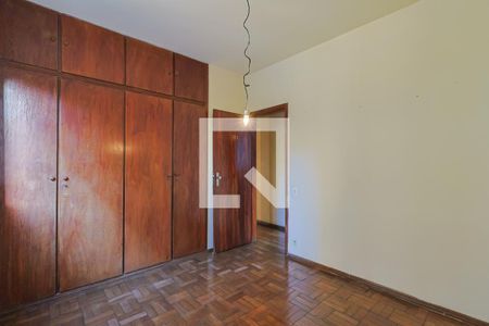 Apartamento à venda com 212m², 4 quartos e 2 vagas Apartamento à venda com 212m², 4 quartos e 2 vagasQuarto 2