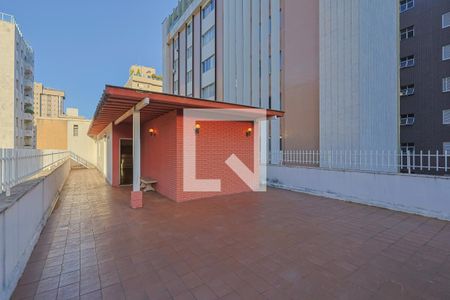 Apartamento à venda com 212m², 4 quartos e 2 vagas Apartamento à venda com 212m², 4 quartos e 2 vagasCobertura