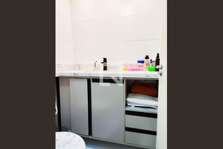 Apartamento para alugar com 52m², 2 quartos e 1 vaga Apartamento para alugar com 52m², 2 quartos e 1 vagaBanheiro