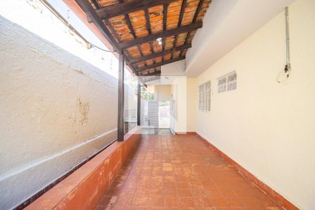 Casa para alugar com 194m², 4 quartos e 4 vagas Casa para alugar com 194m², 4 quartos e 4 vagasÁrea externa