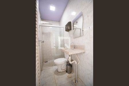 Casa para alugar com 194m², 4 quartos e 4 vagas Casa para alugar com 194m², 4 quartos e 4 vagasBanheiro de serviço