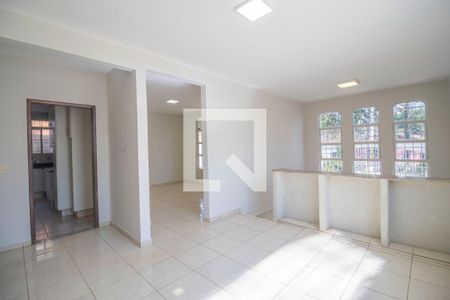 Sala de casa para alugar com 4 quartos, 194m² em Setor Pedro Ludovico, Goiânia