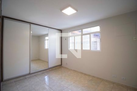 Casa para alugar com 194m², 4 quartos e 4 vagas Casa para alugar com 194m², 4 quartos e 4 vagasQuarto 4