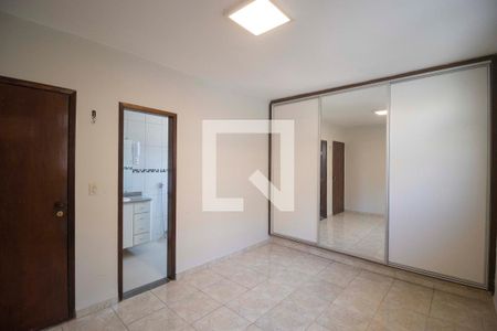 Casa para alugar com 194m², 4 quartos e 4 vagas Casa para alugar com 194m², 4 quartos e 4 vagasQuarto 4