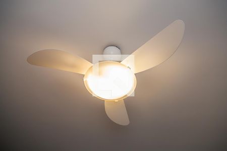 Casa à venda com 160m², 3 quartos e 4 vagas Casa à venda com 160m², 3 quartos e 4 vagasSuíte - Ventilador