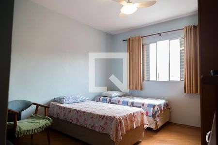 Casa à venda com 160m², 3 quartos e 4 vagas Casa à venda com 160m², 3 quartos e 4 vagasSuíte