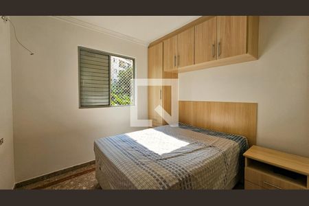 Apartamento à venda com 64m², 3 quartos e 1 vagaQuarto 2