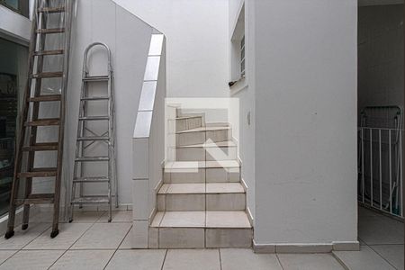 Casa à venda com 237m², 3 quartos e 4 vagas Casa à venda com 237m², 3 quartos e 4 vagasacesso aos ateliers