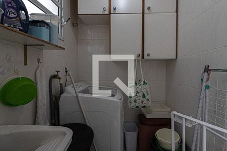 Casa à venda com 237m², 3 quartos e 4 vagas Casa à venda com 237m², 3 quartos e 4 vagasárea de serviço fechada