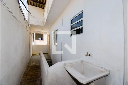 Casa para alugar com 60m², 1 quarto e sem vagaÁrea de Serviço