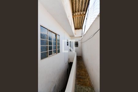 Casa para alugar com 60m², 1 quarto e sem vagaÁrea de Serviço