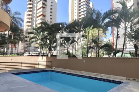 Apartamento para alugar com 242m², 4 quartos e 3 vagas Apartamento para alugar com 242m², 4 quartos e 3 vagasPiscina