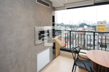 Apartamento à venda com 60m², 2 quartos e 1 vaga Apartamento à venda com 60m², 2 quartos e 1 vagaVaranda