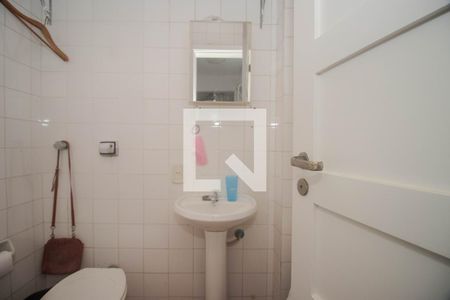 Apartamento à venda com 168m², 2 quartos e 2 vagasBanheiro Auxiliar