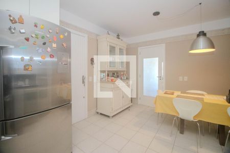 Apartamento à venda com 168m², 2 quartos e 2 vagasCozinha