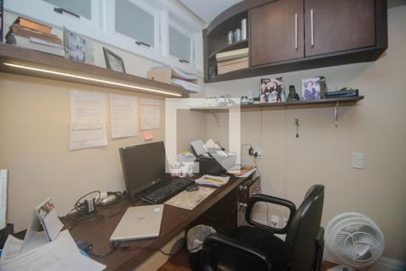 Apartamento à venda com 168m², 2 quartos e 2 vagasEscritório