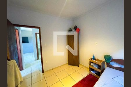 Casa à venda com 250m², 6 quartos e 8 vagasQuarto 2