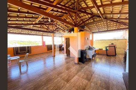 Casa à venda com 250m², 6 quartos e 8 vagasTerraço