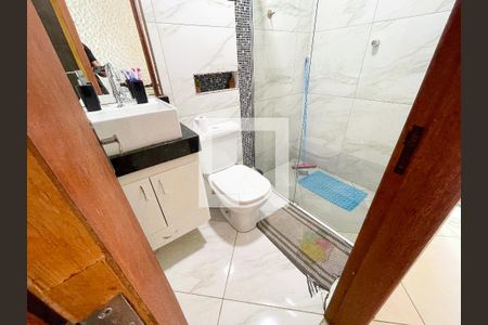 Casa à venda com 250m², 6 quartos e 8 vagasBanheiro ( casa 2 )