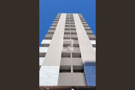 Apartamento à venda com 57m², 2 quartos e 1 vaga Apartamento à venda com 57m², 2 quartos e 1 vagaFachada