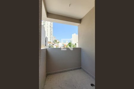 Apartamento à venda com 57m², 2 quartos e 1 vaga Apartamento à venda com 57m², 2 quartos e 1 vagaSacada