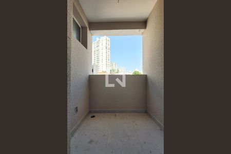 Apartamento à venda com 57m², 2 quartos e 1 vaga Apartamento à venda com 57m², 2 quartos e 1 vagaSacada